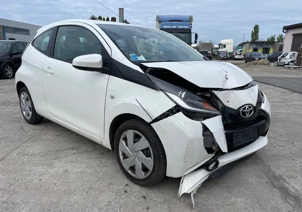 toyota aygo Toyota Aygo cena 9500 przebieg: 124000, rok produkcji 2015 z Gniezno